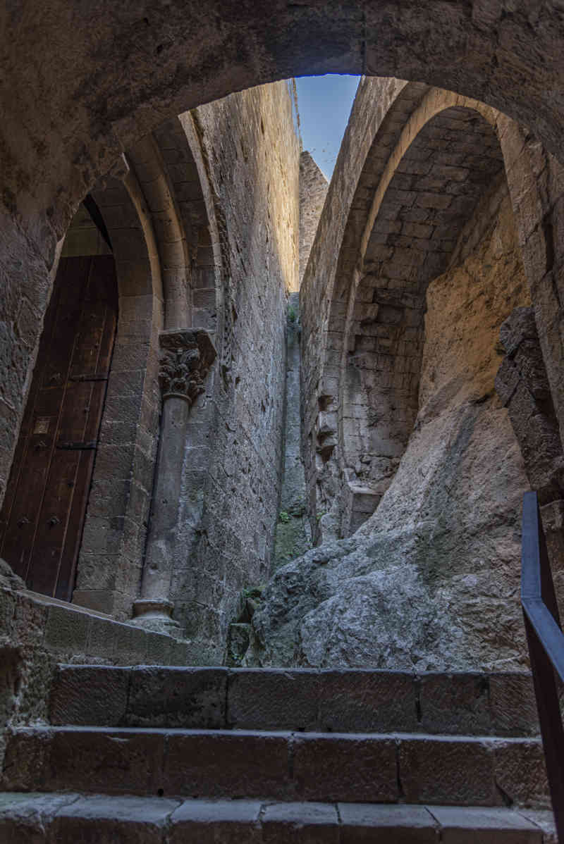 Huesca - Loarre - castillo de Loarre 25.jpg